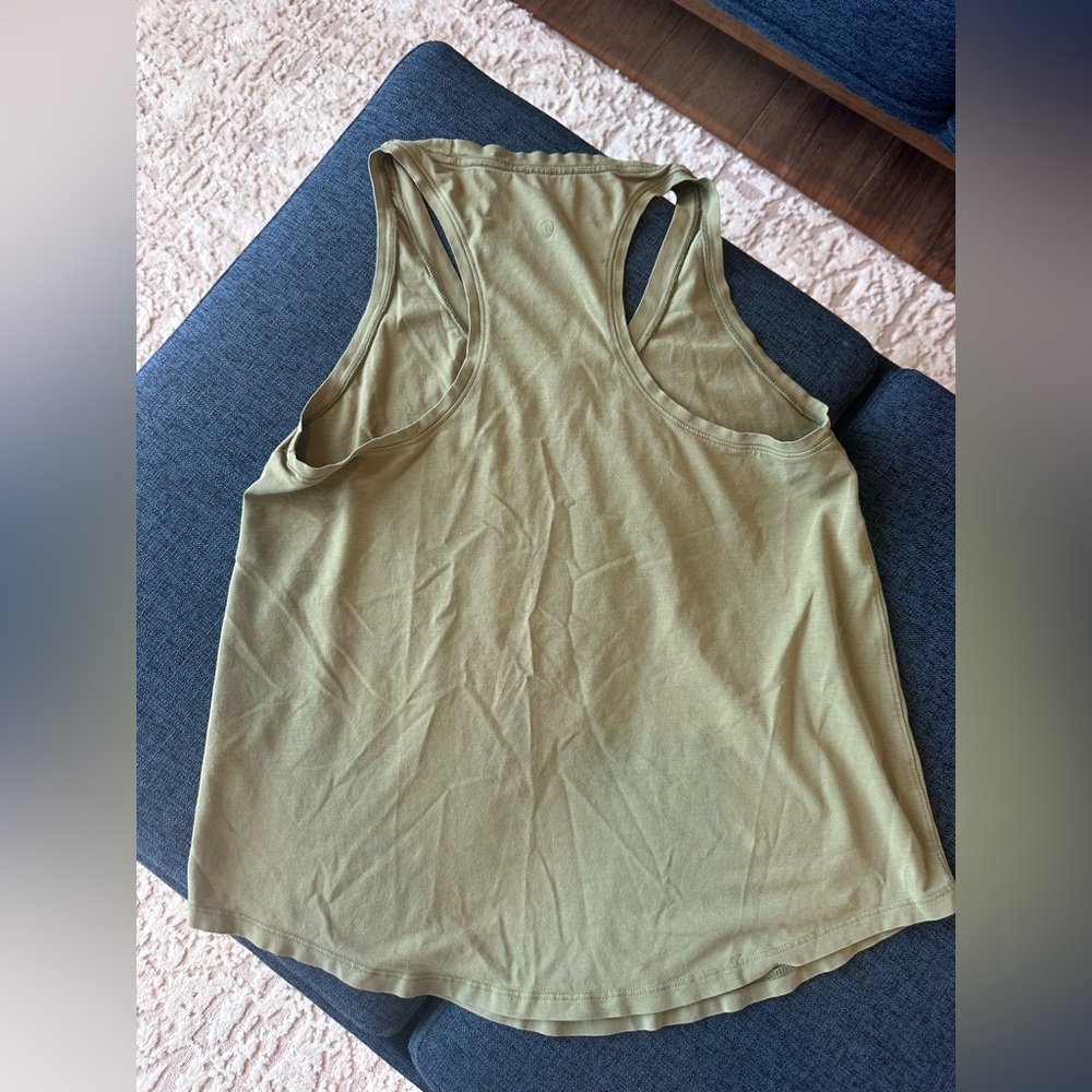 Lululemon tank top